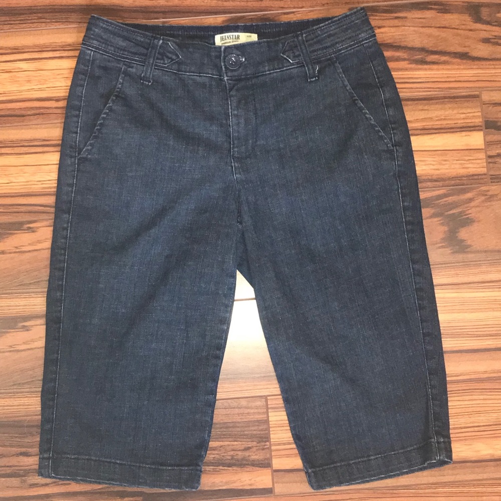 Donated- Knee Length Shorts, Size 4, Jeanstar